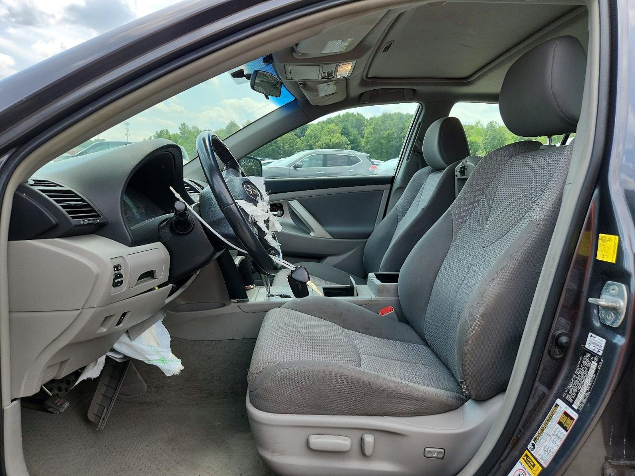 2011 Toyota Camry Se - Image 7