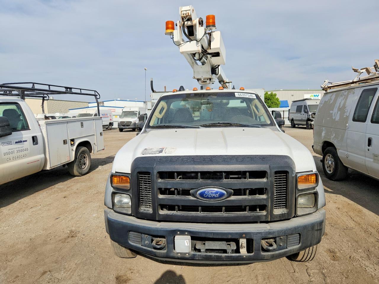 2008 Ford F450 Super Duty - Фото 5