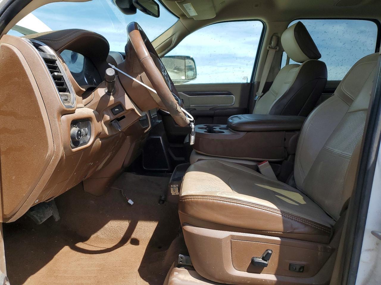 2020 Ram 3500 Laramie - Фото 7