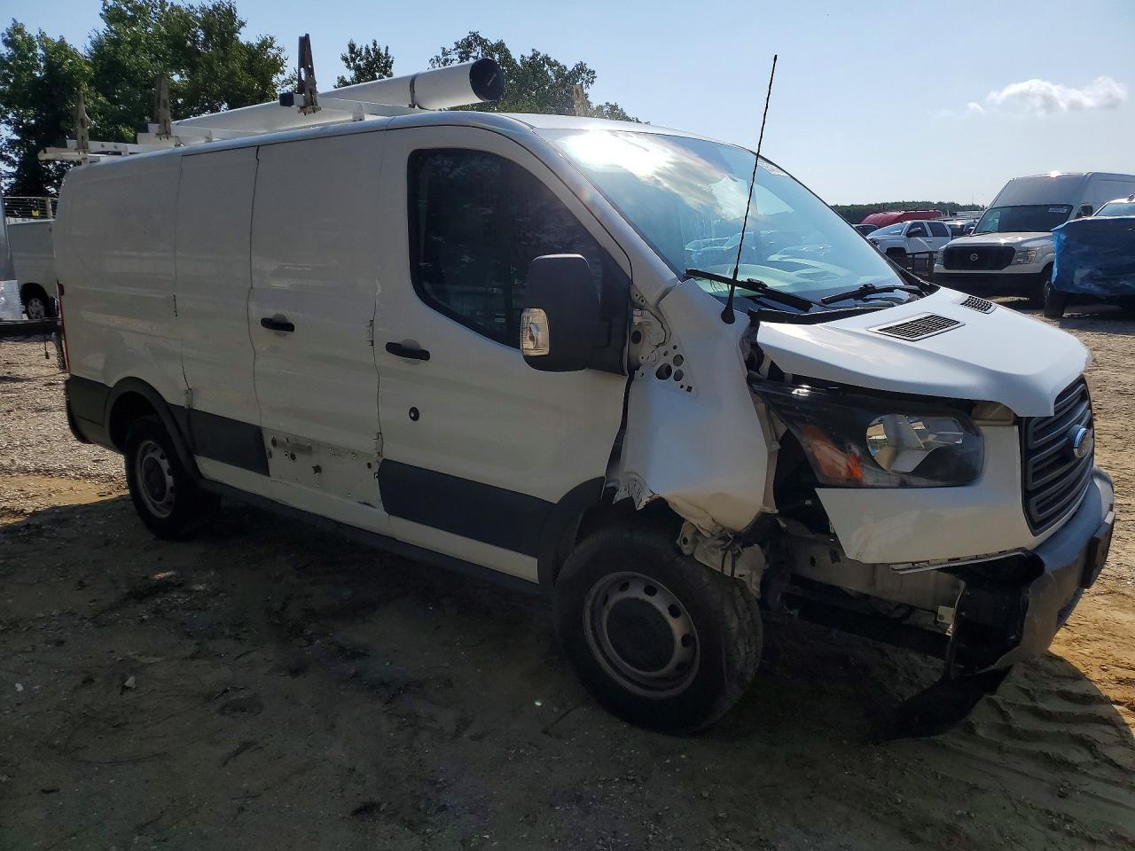 2018 Ford Transit T-250 - Image 4