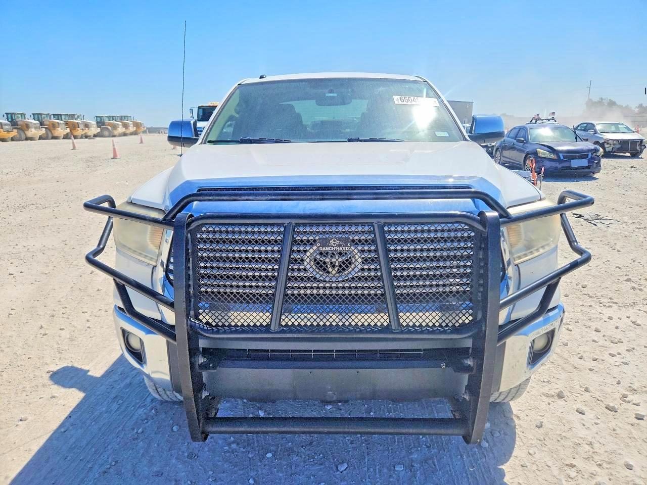 2015 Toyota Tundra Crewmax Limited - Фото 5