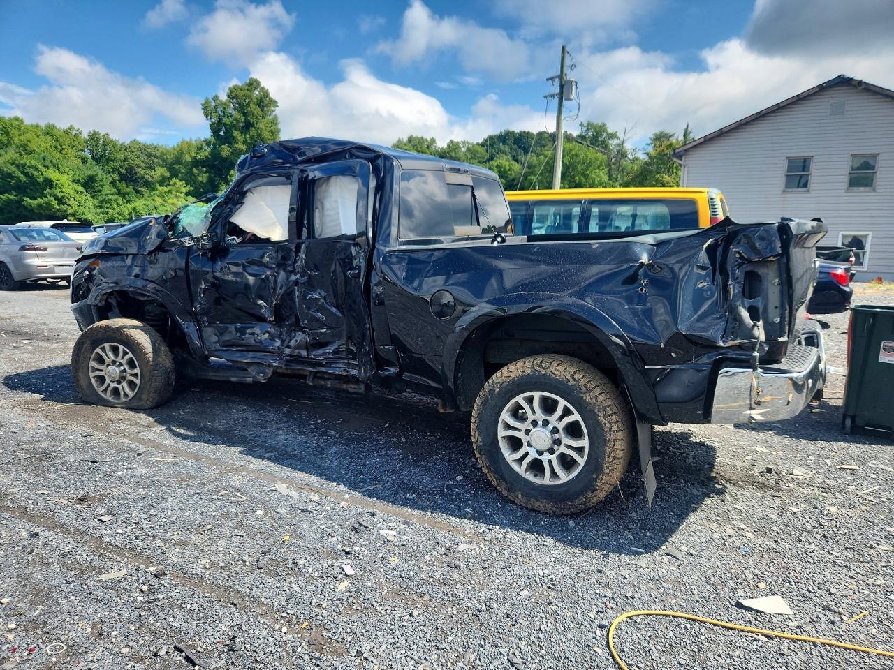 2016 Ram 2500 Laramie - Фото 2
