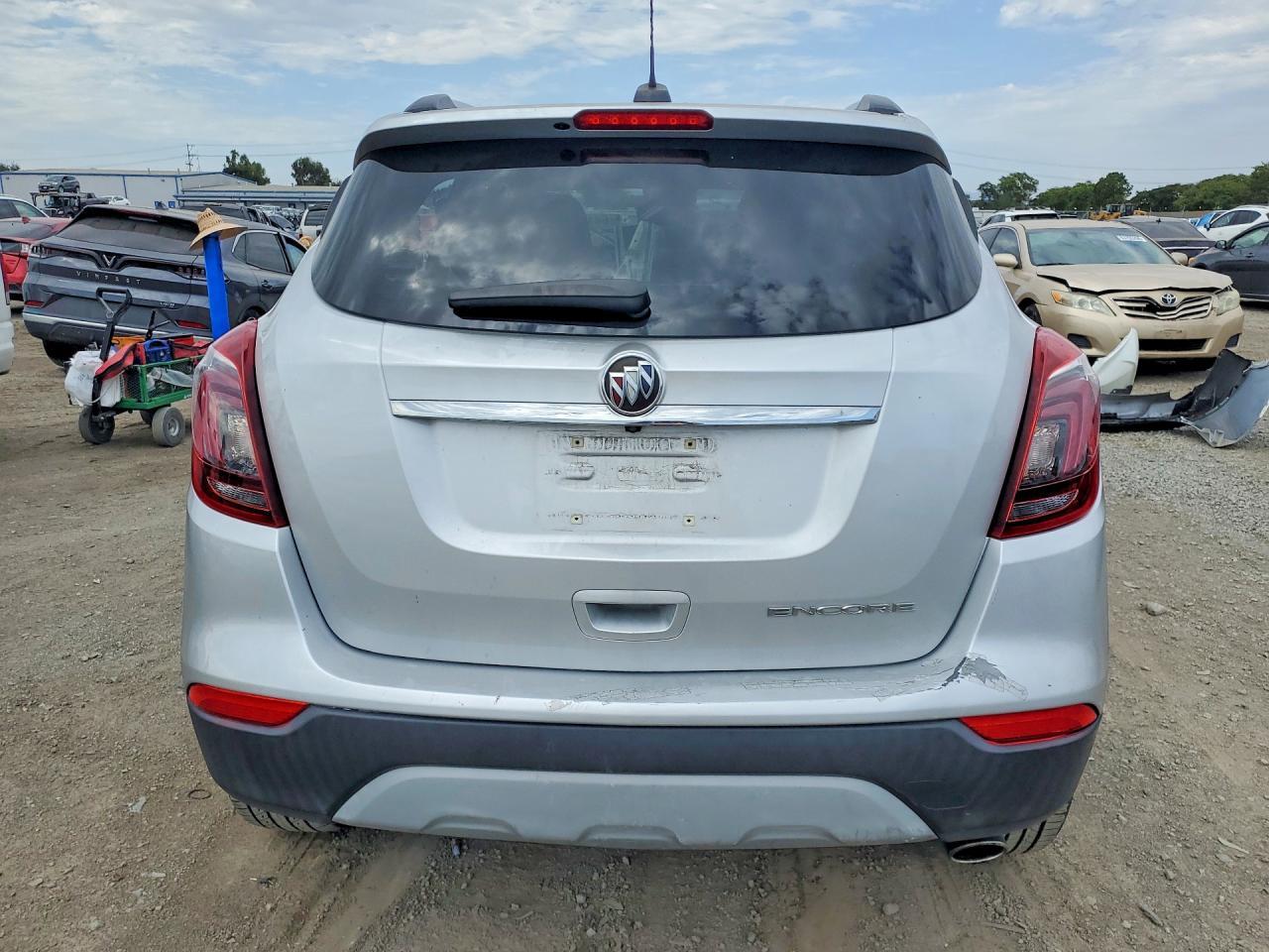2021 Buick Encore Preferred - Фото 6