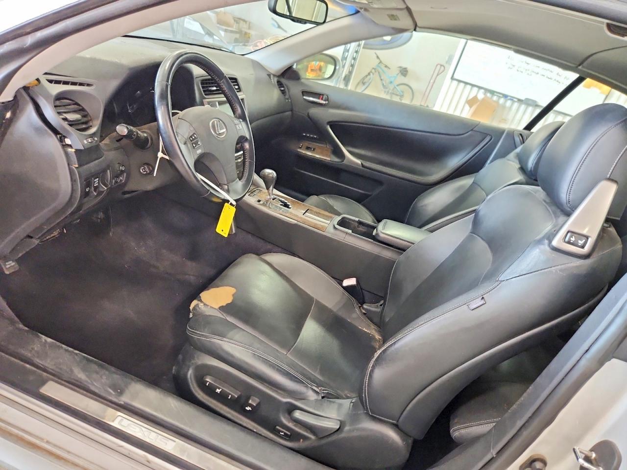 2010 Lexus Is 350 - Image 7