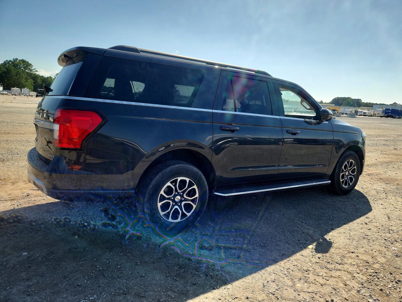 2023 Ford Expedition Max Xlt - Фото 3