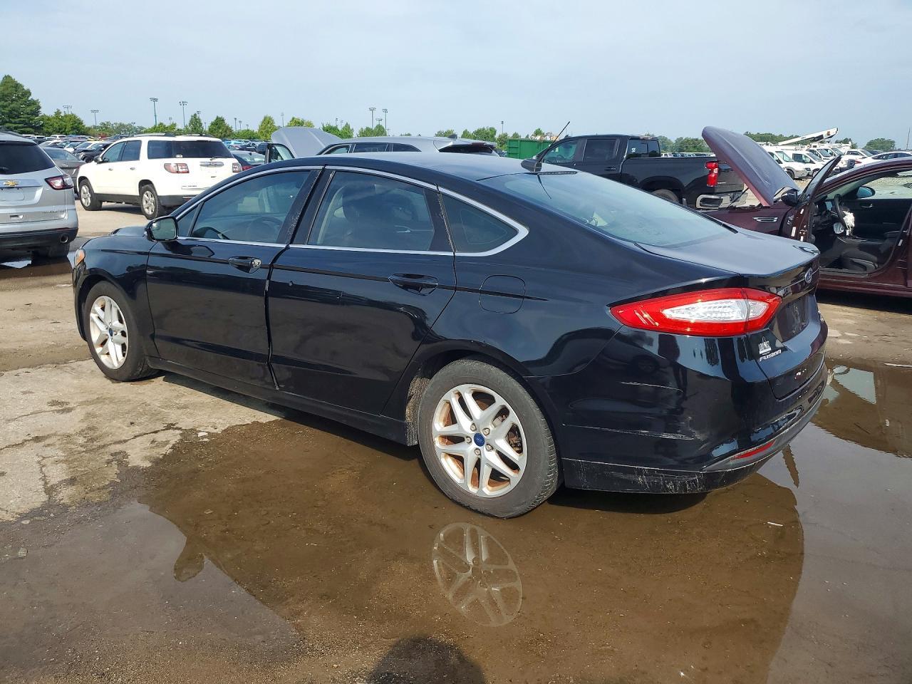 2016 Ford Fusion Se - Фото 2