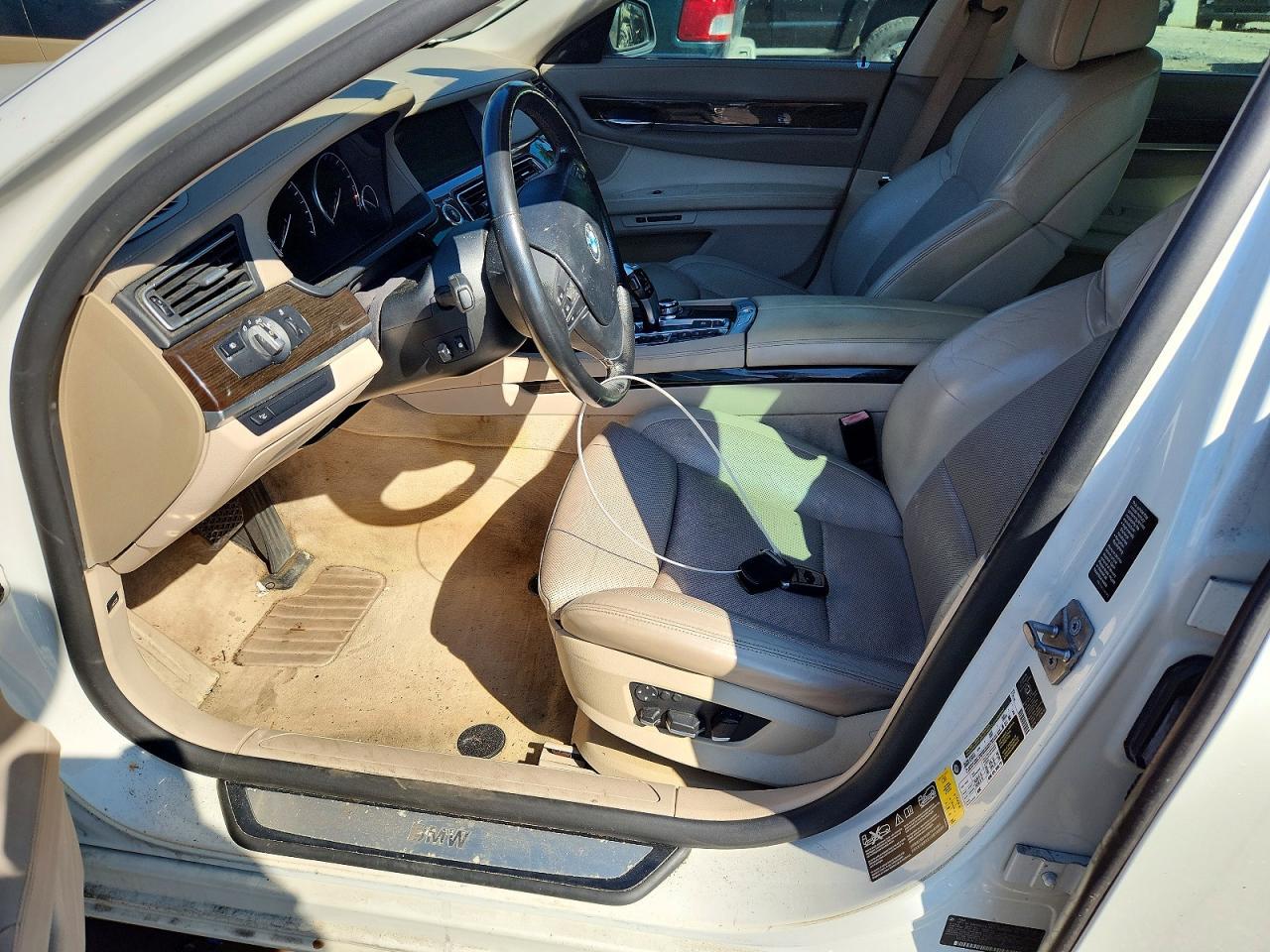 2010 BMW 750 I xDrive - Image 7
