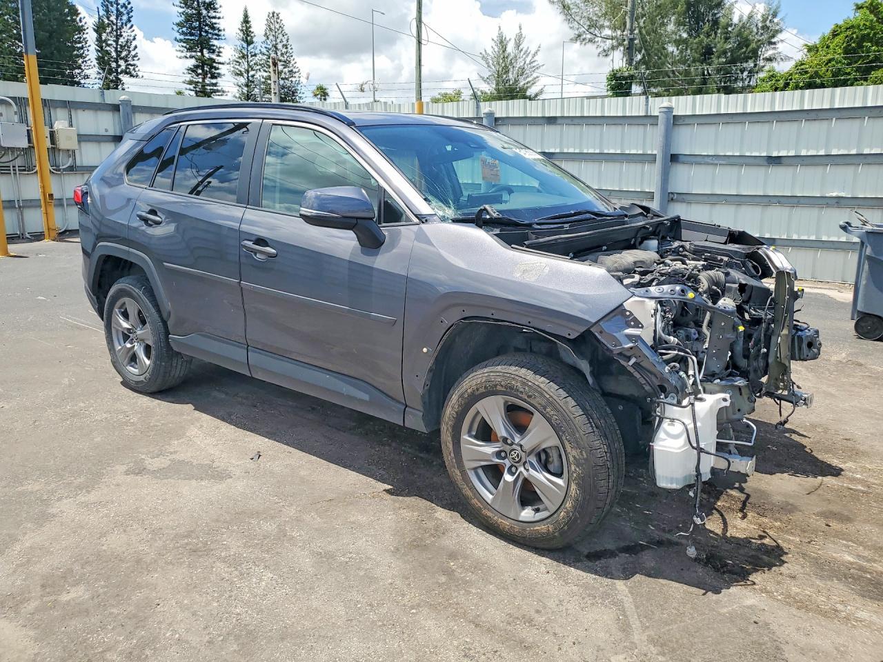 2022 Toyota Rav4 Xle - Фото 4