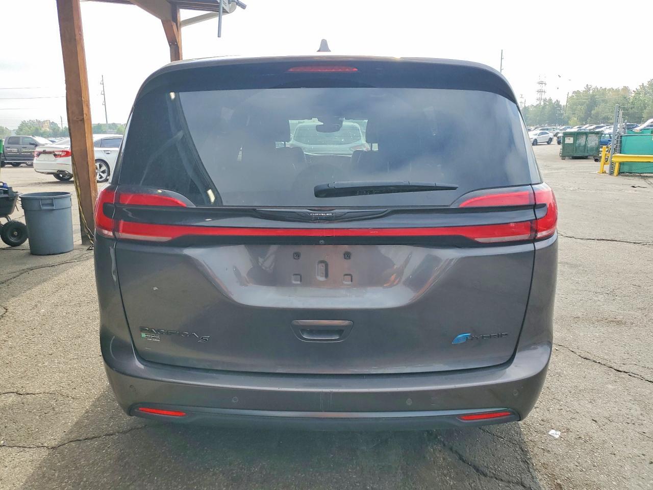 2022 Chrysler Pacifica Hybrid Touring L - Фото 6