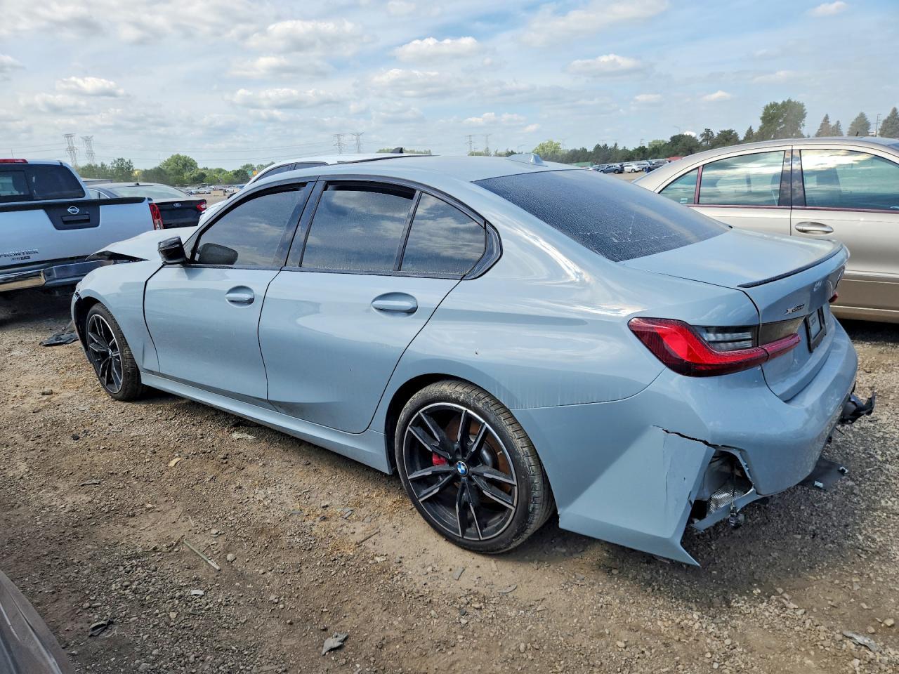 2024 BMW M340Xi - Фото 2