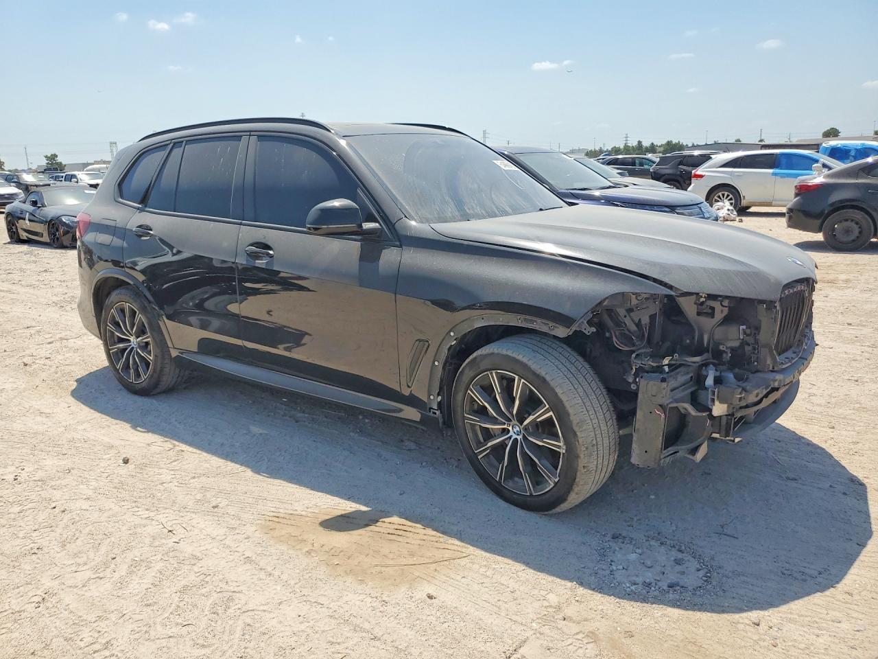 2019 BMW X5 xDrive50I - Image 4