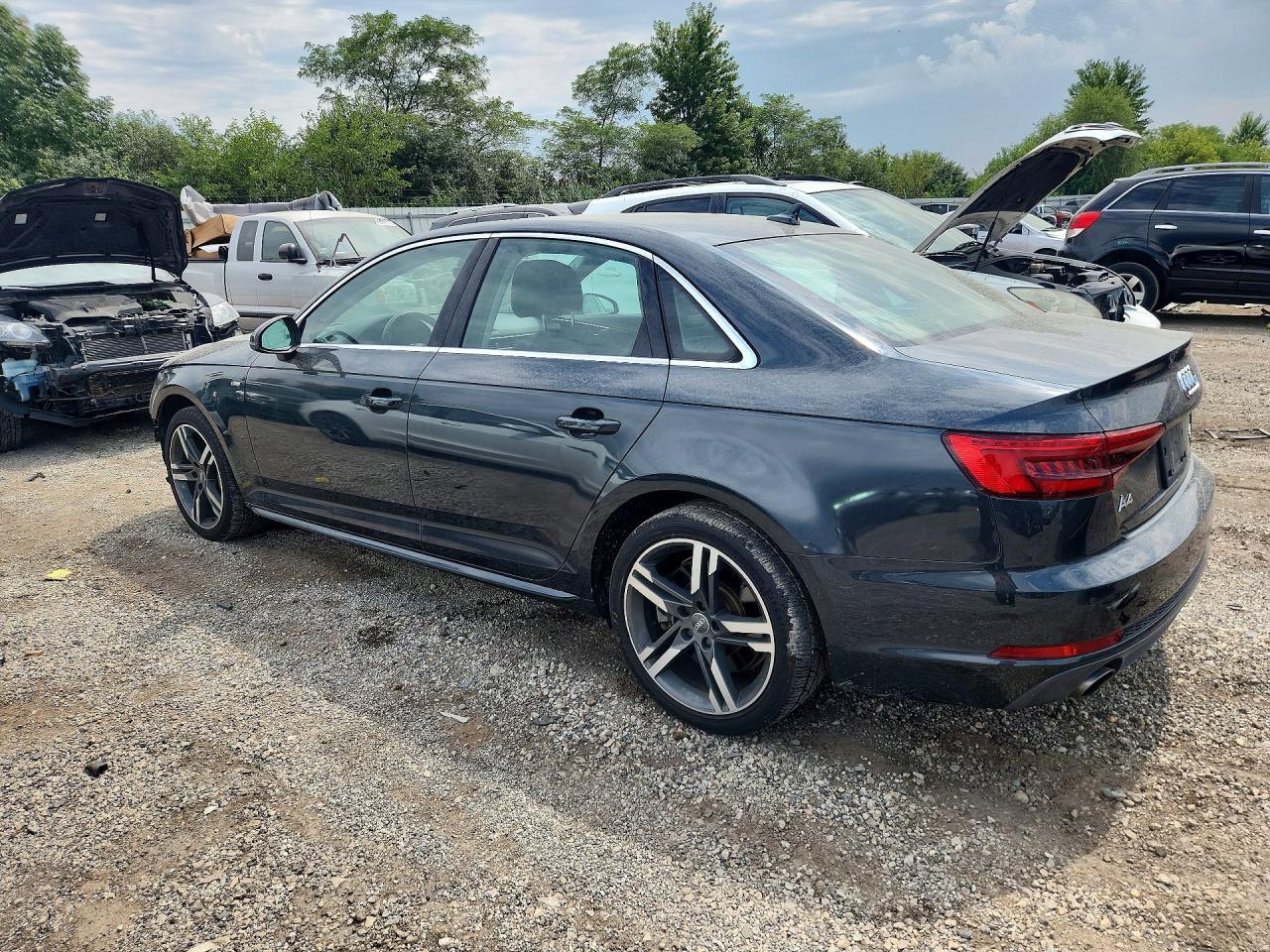 2017 Audi A4 - Фото 2