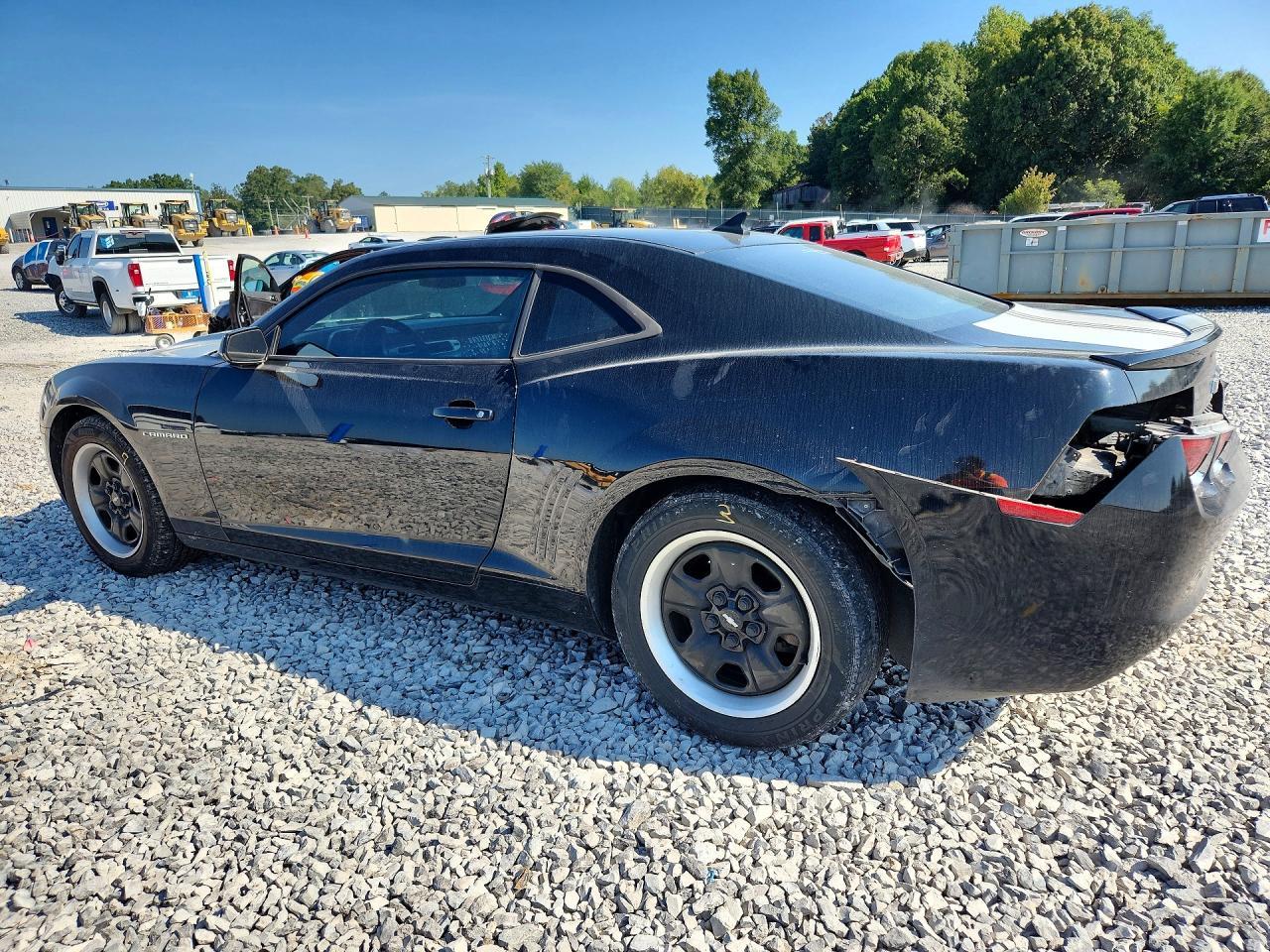 2013 Chevrolet Camaro Ls - Фото 2