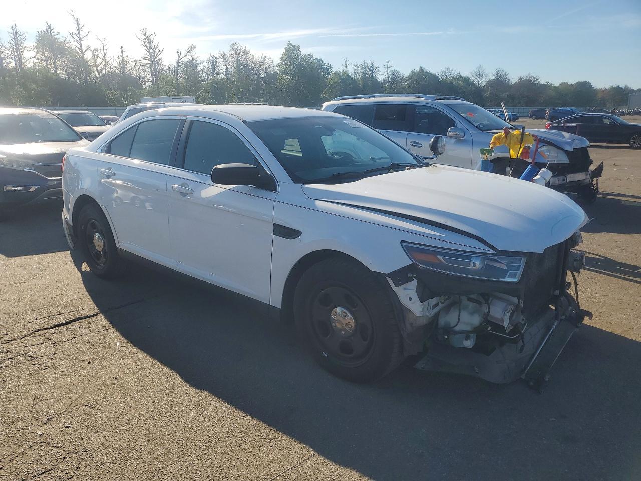 2017 Ford Taurus Police Interceptor - Image 4