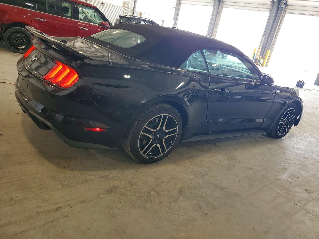 2018 Ford Mustang - Image 3