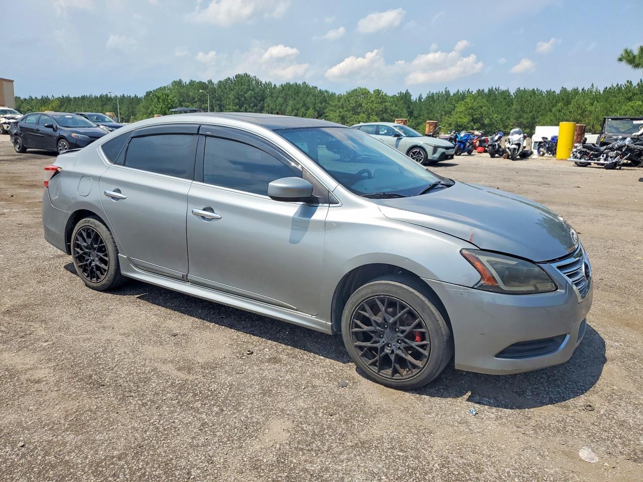 2013 Nissan Sentra S - Image 4