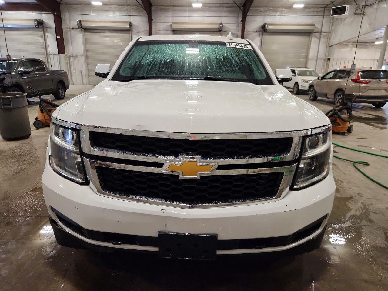 2018 Chevrolet Suburban K1500 - Фото 5