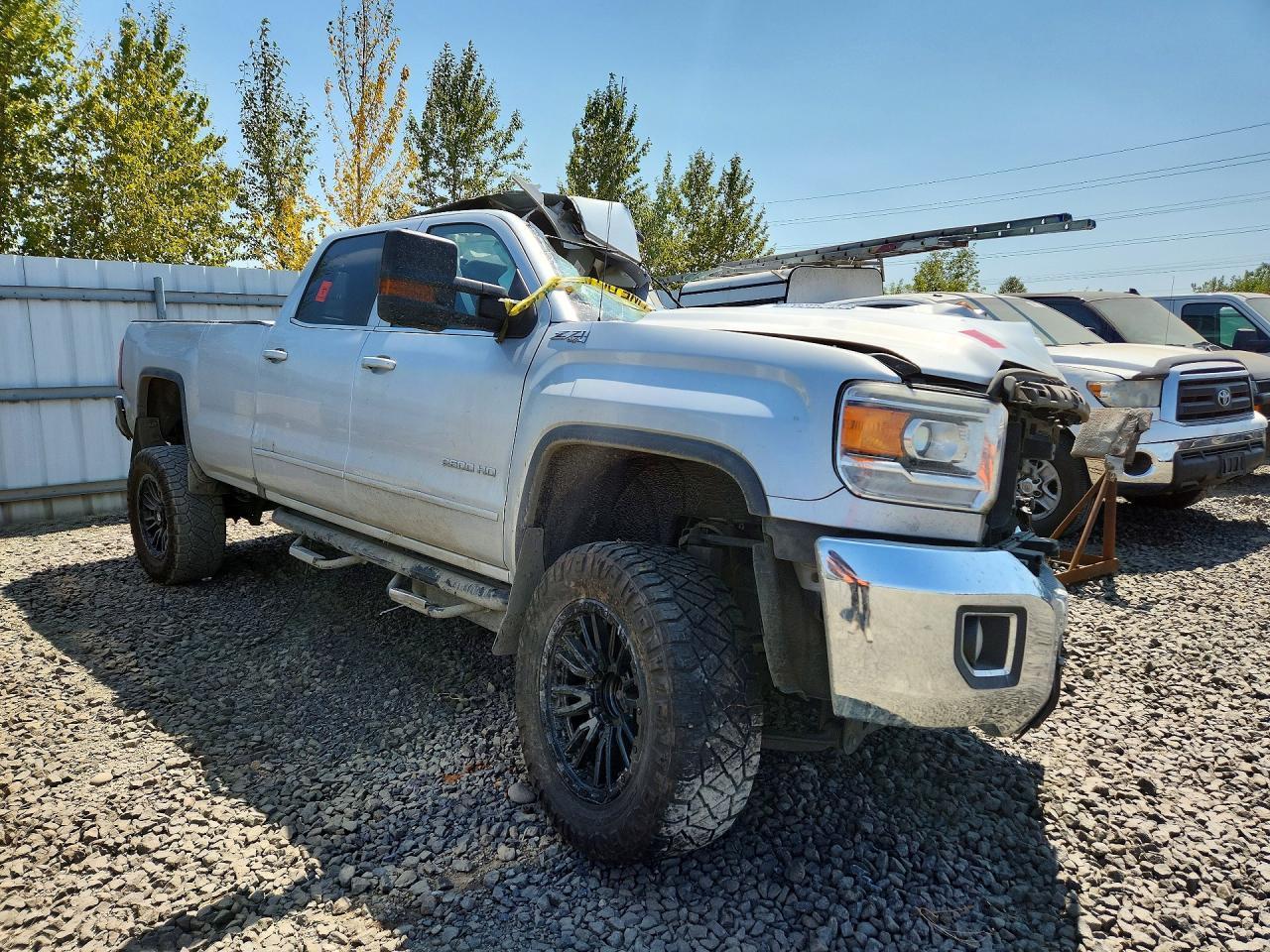 2016 GMC Sierra K2500 Sle - Image 4