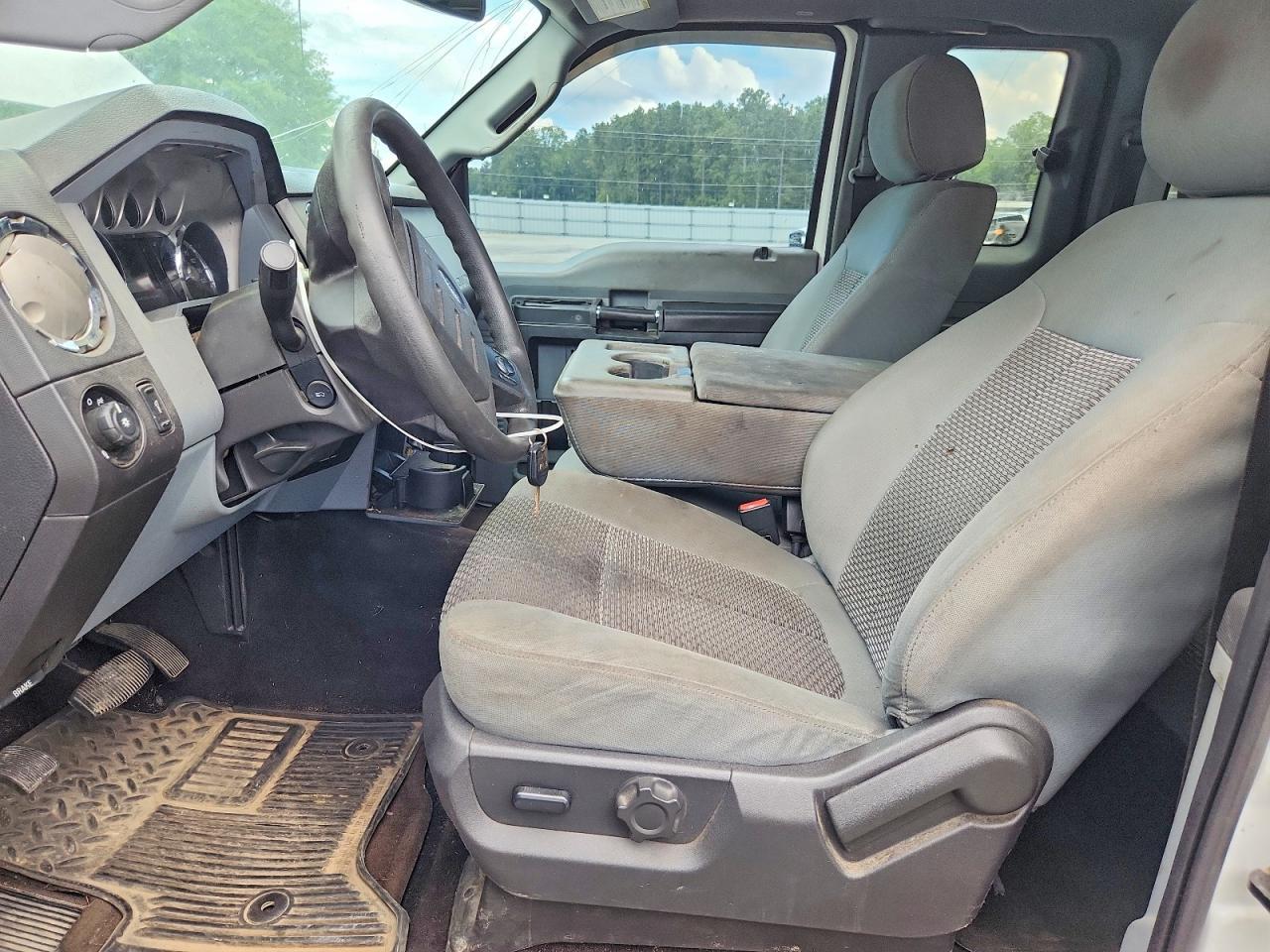 2016 Ford F350 Super Duty - Фото 7