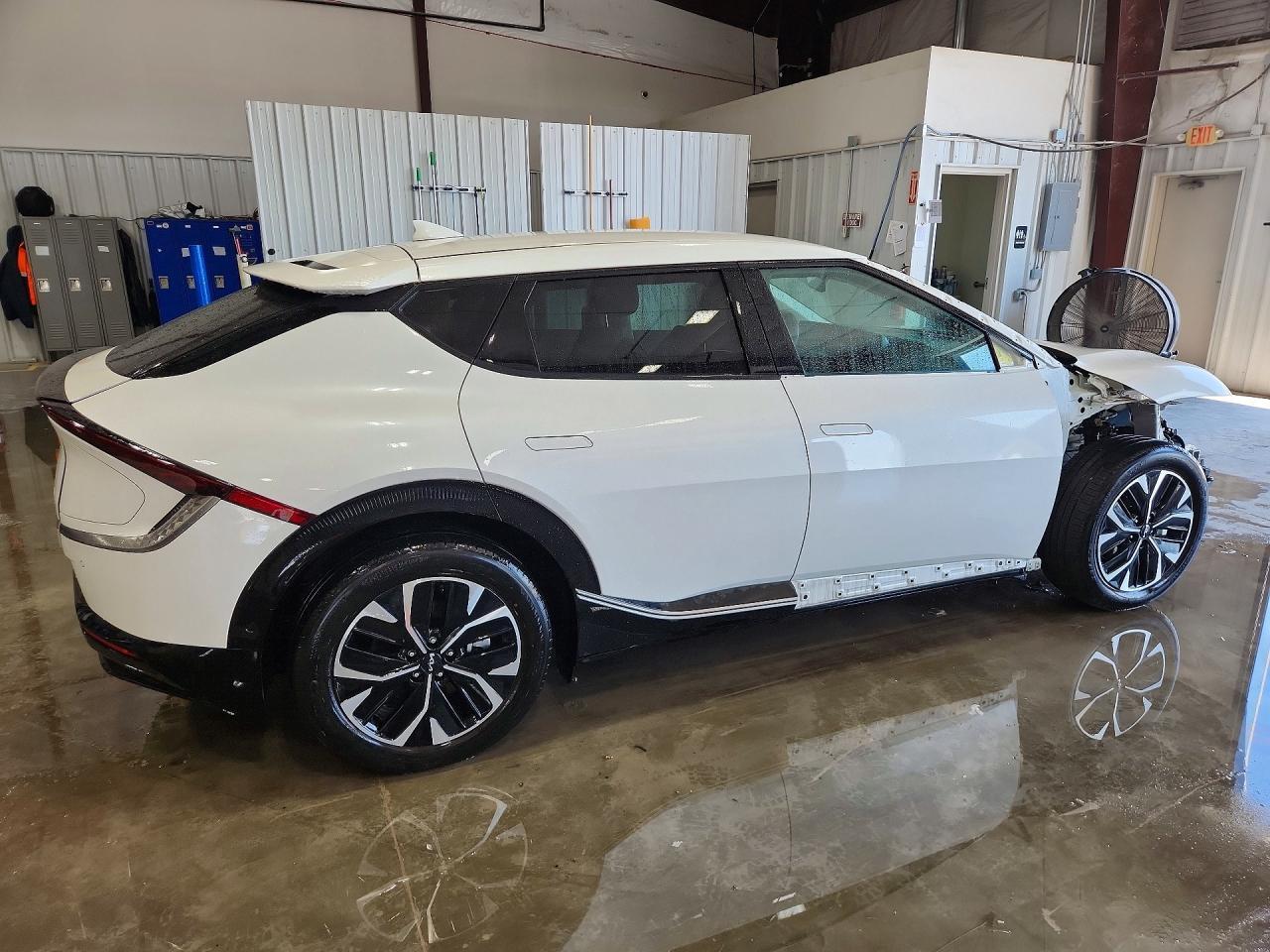 2024 Kia Ev6 - Image 3
