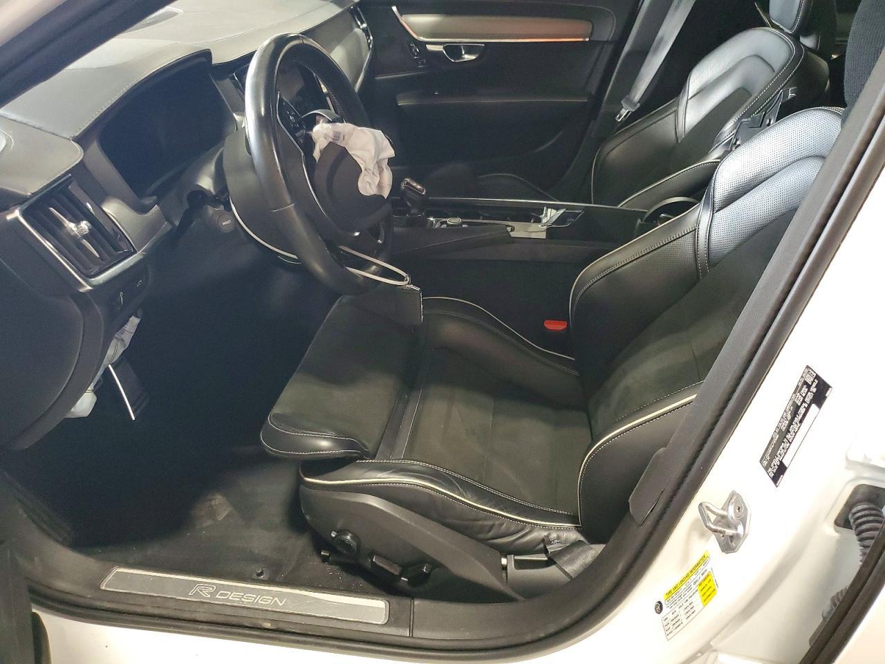 2020 Volvo S90 T6 Ocean Race - Image 7