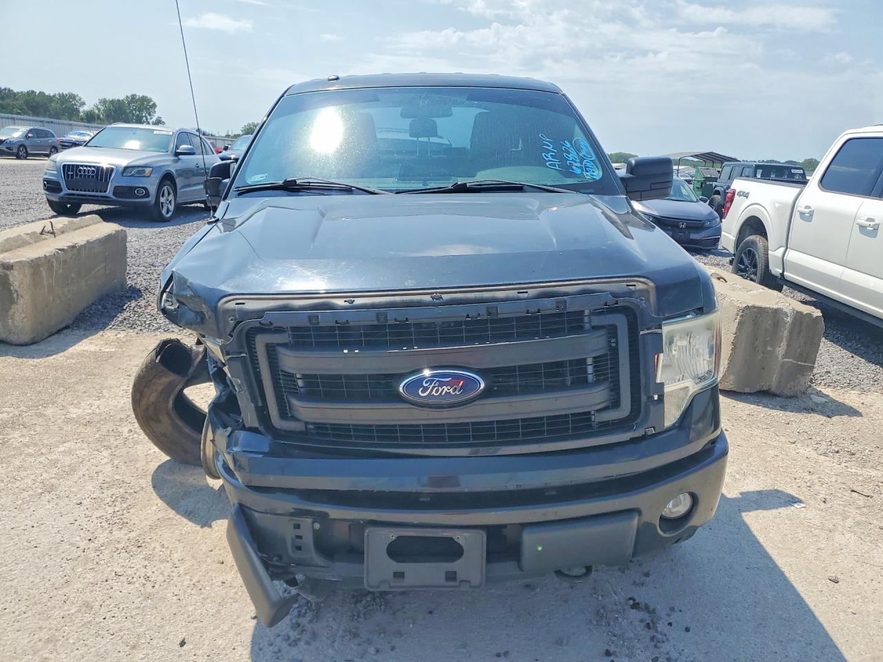 2013 Ford F150 Super Cab - Image 5