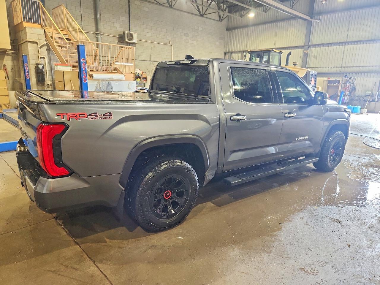 2023 Toyota Tundra Crewmax Limited - Image 3