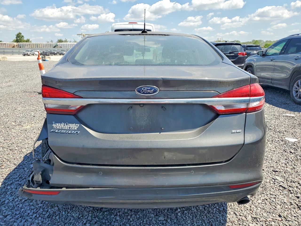 2017 Ford Fusion Se - Фото 6