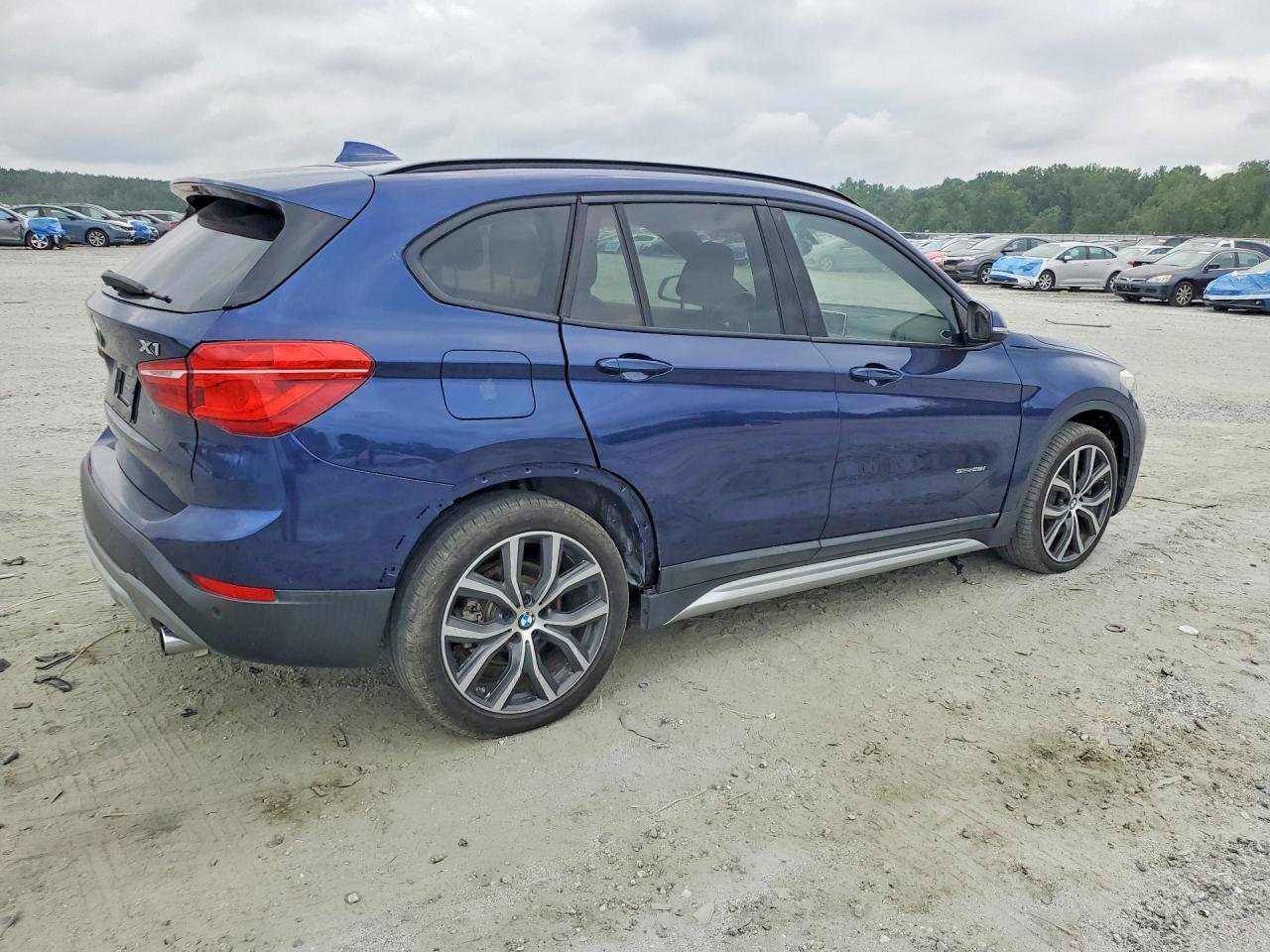 2017 BMW X1 Sdrive28I - Image 3