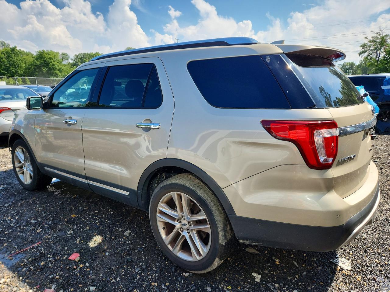 2017 Ford Explorer Limited - Фото 2