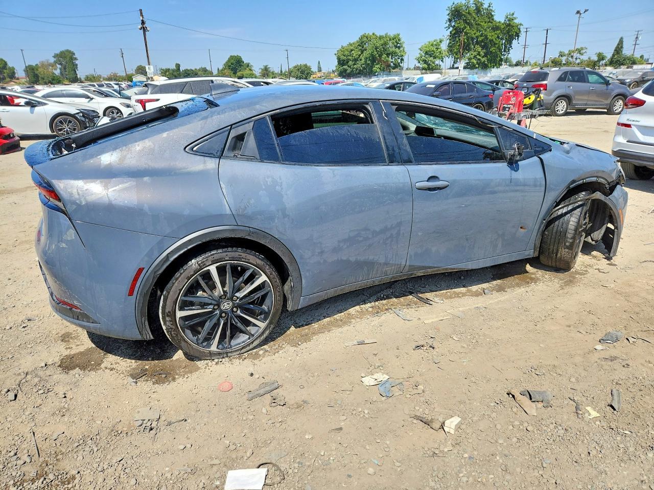 2023 Toyota Prius - Image 3