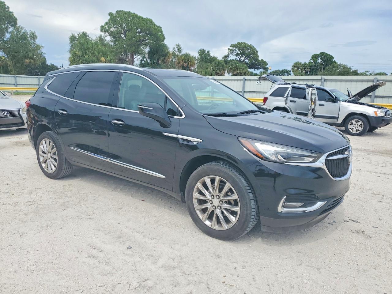 2019 Buick Enclave Essence - Фото 4
