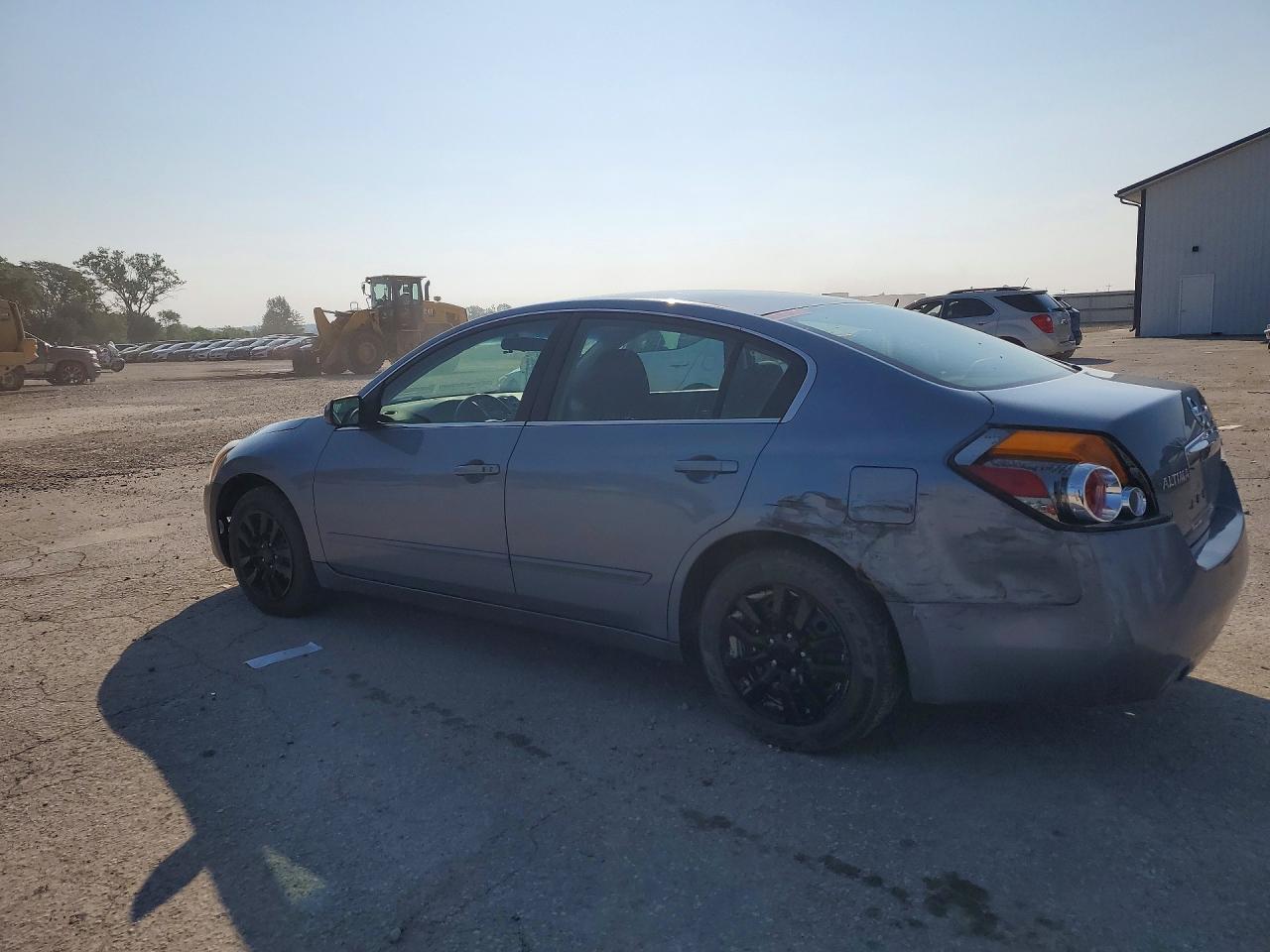 2012 Nissan Altima 2.5 - Image 2
