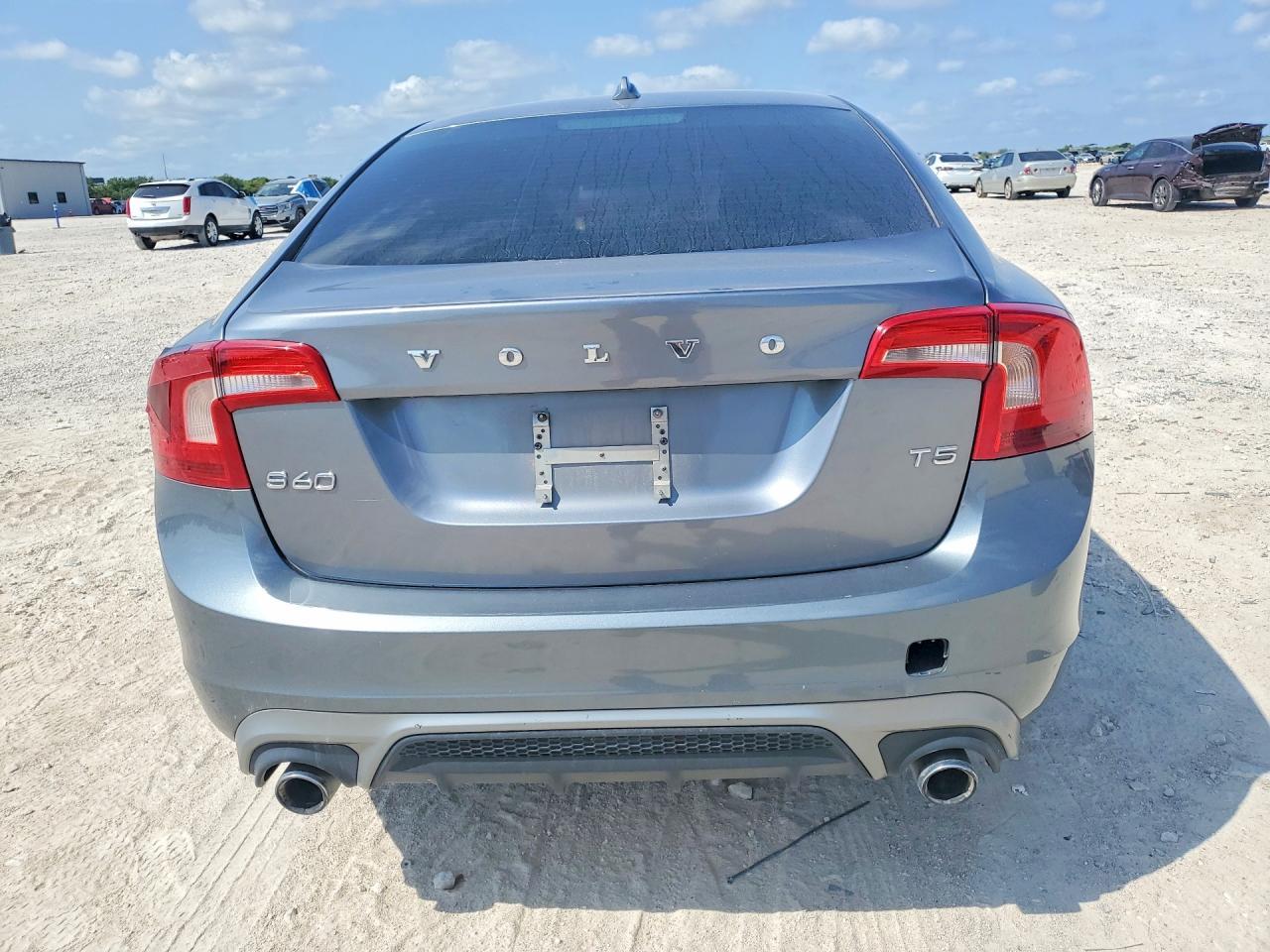 2017 Volvo S60 T5 - Image 6