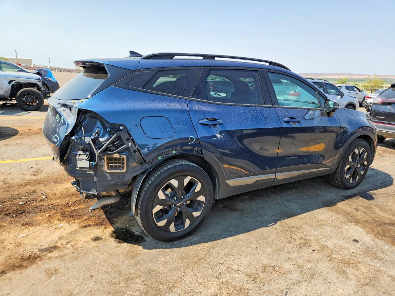 2023 Kia Sportage X-Line Prestige - Фото 3