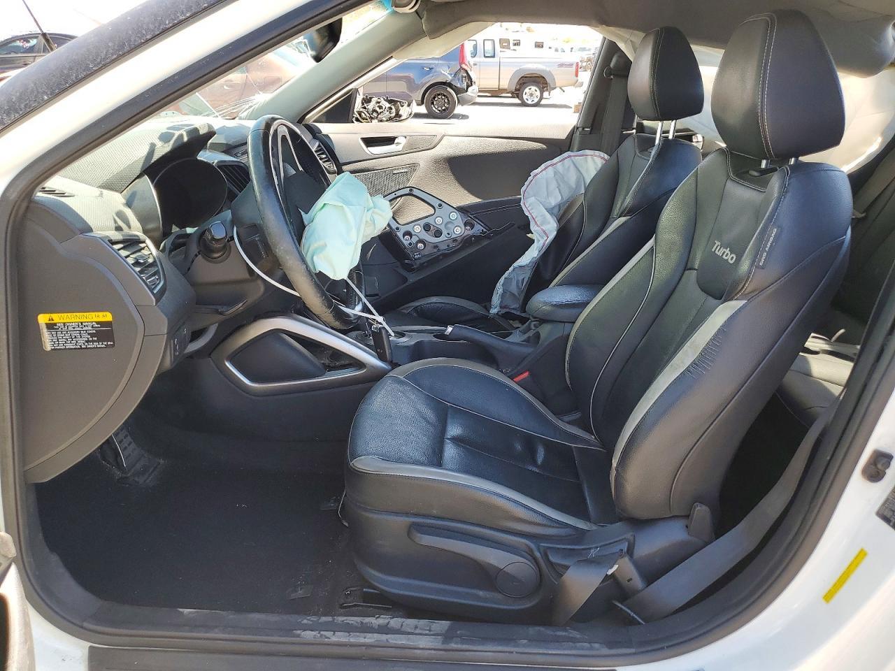 2015 Hyundai Veloster Turbo - Фото 7