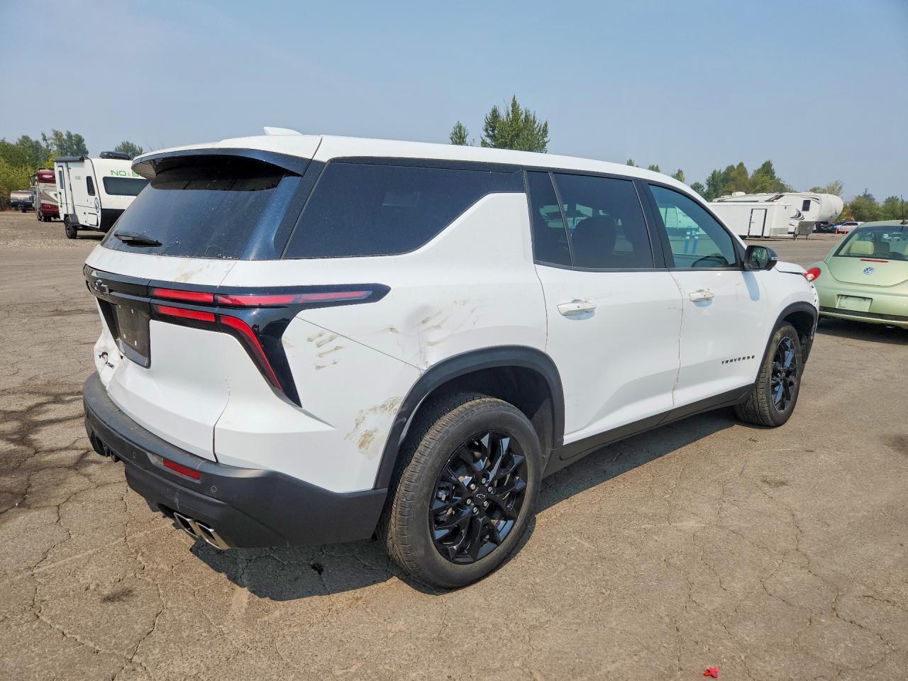 2024 Chevrolet Traverse Ls - Фото 3
