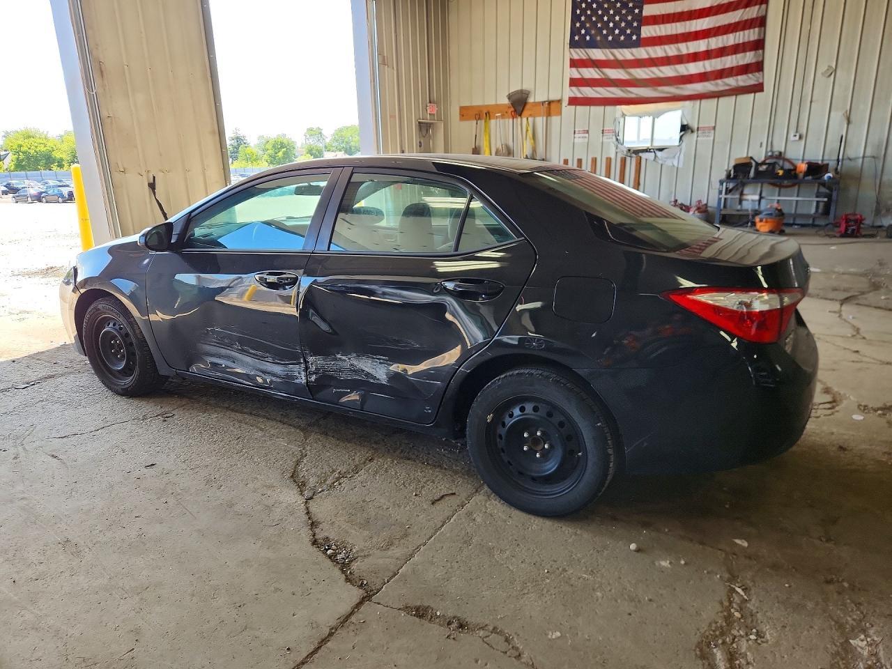 2016 Toyota Corolla Le - Image 2