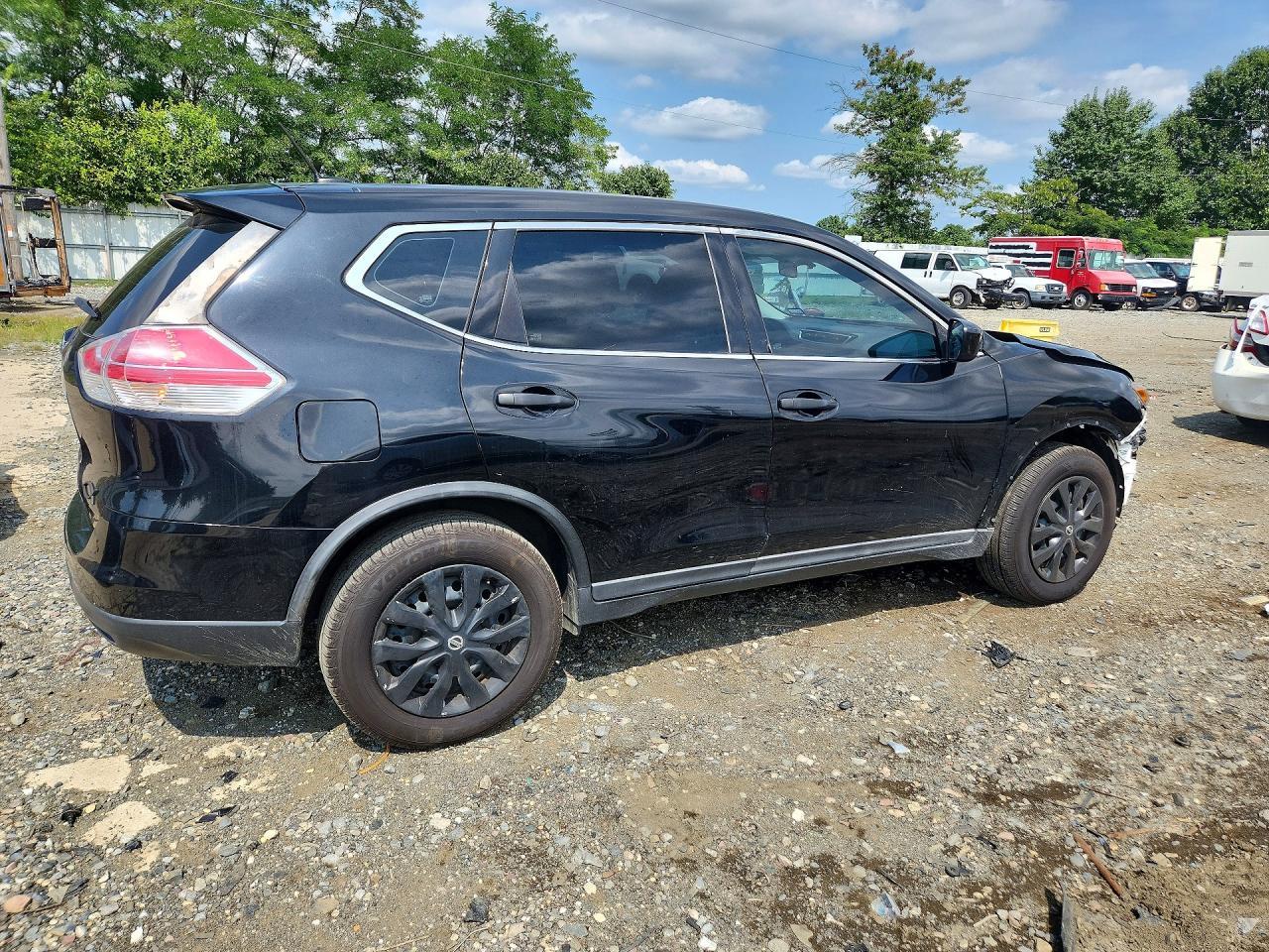 2016 Nissan Rogue S - Image 3