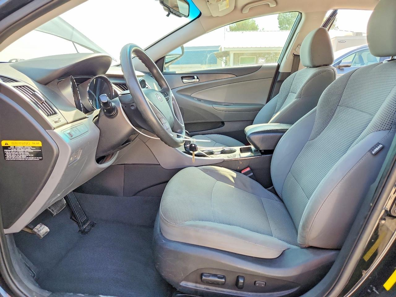 2014 Hyundai Sonata Gls - Image 7
