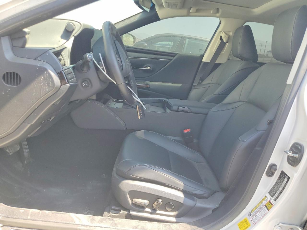 2025 Lexus Es 300H Base - Фото 7