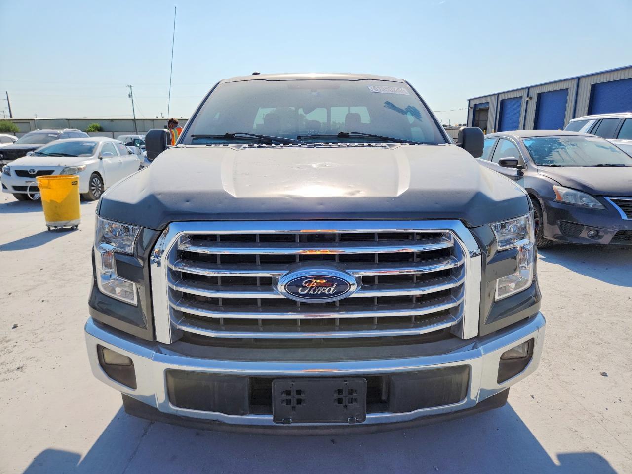 2016 Ford F150 Supercrew - Image 5