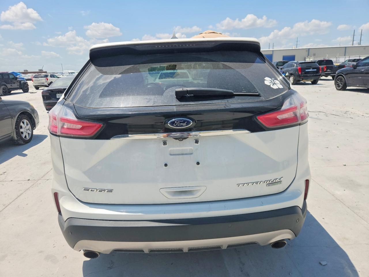 2020 Ford Edge Titanium - Image 6