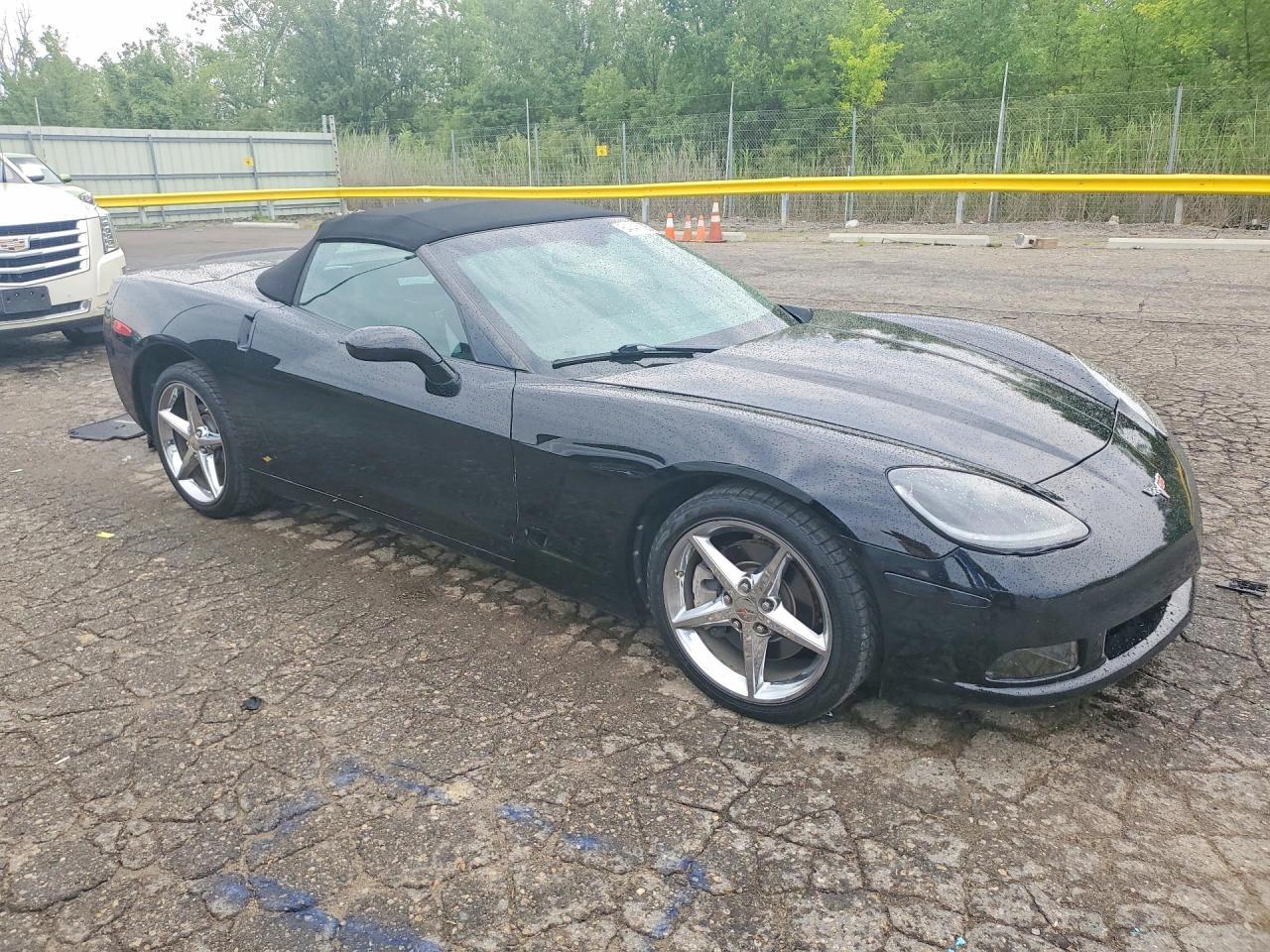 2013 Chevrolet Corvette - Image 4