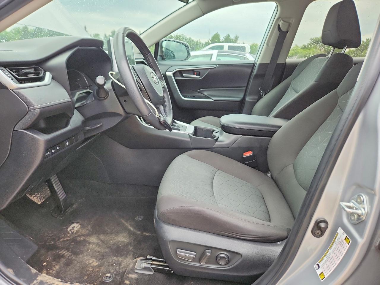 2023 Toyota Rav4 Xle - Image 7