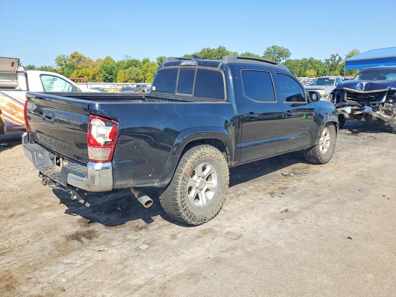 2019 Toyota Tacoma - Фото 3