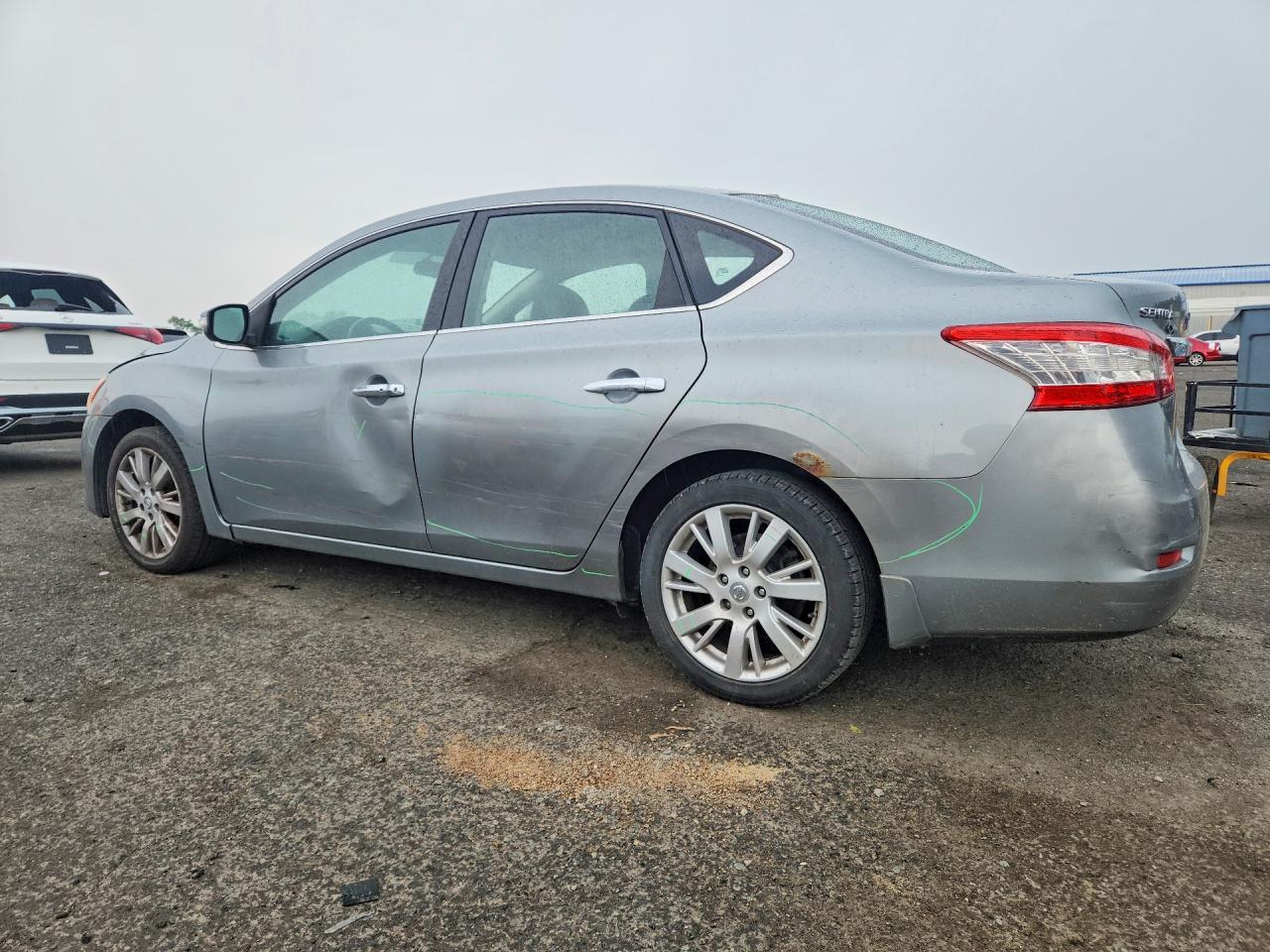 2013 Nissan Sentra S - Фото 2
