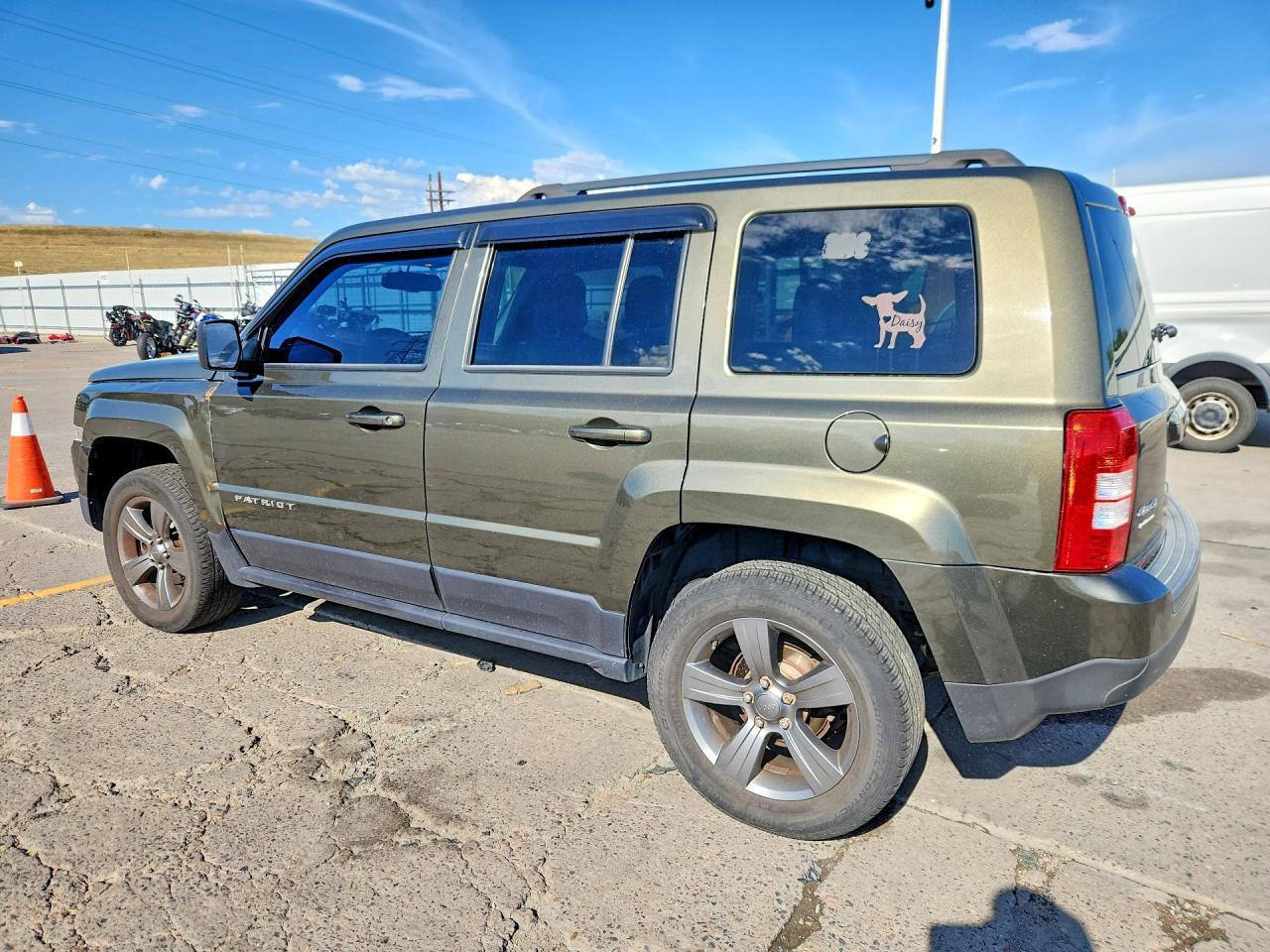 2015 Jeep Patriot Latitude - Фото 2