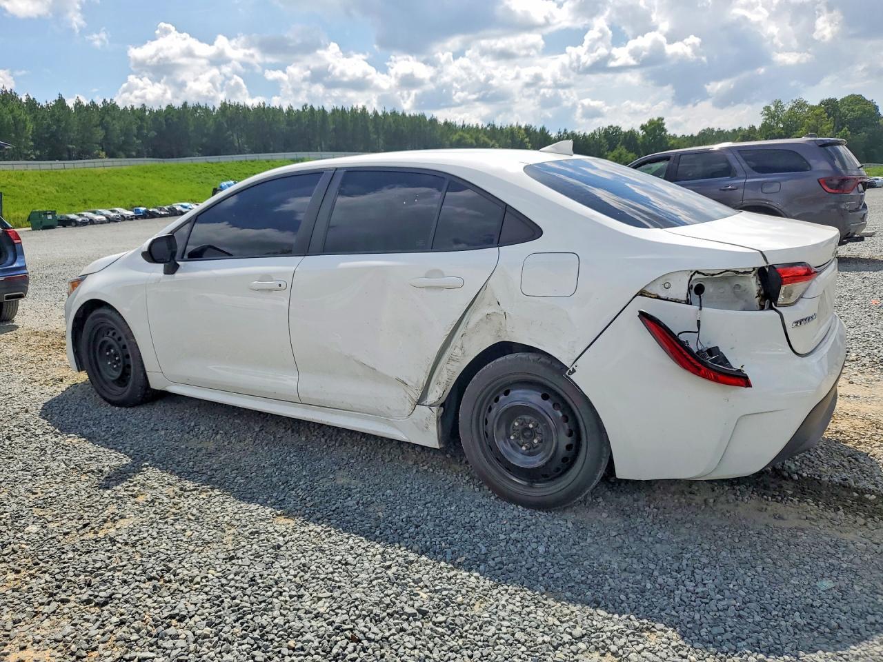 2021 Toyota Corolla Le - Фото 2