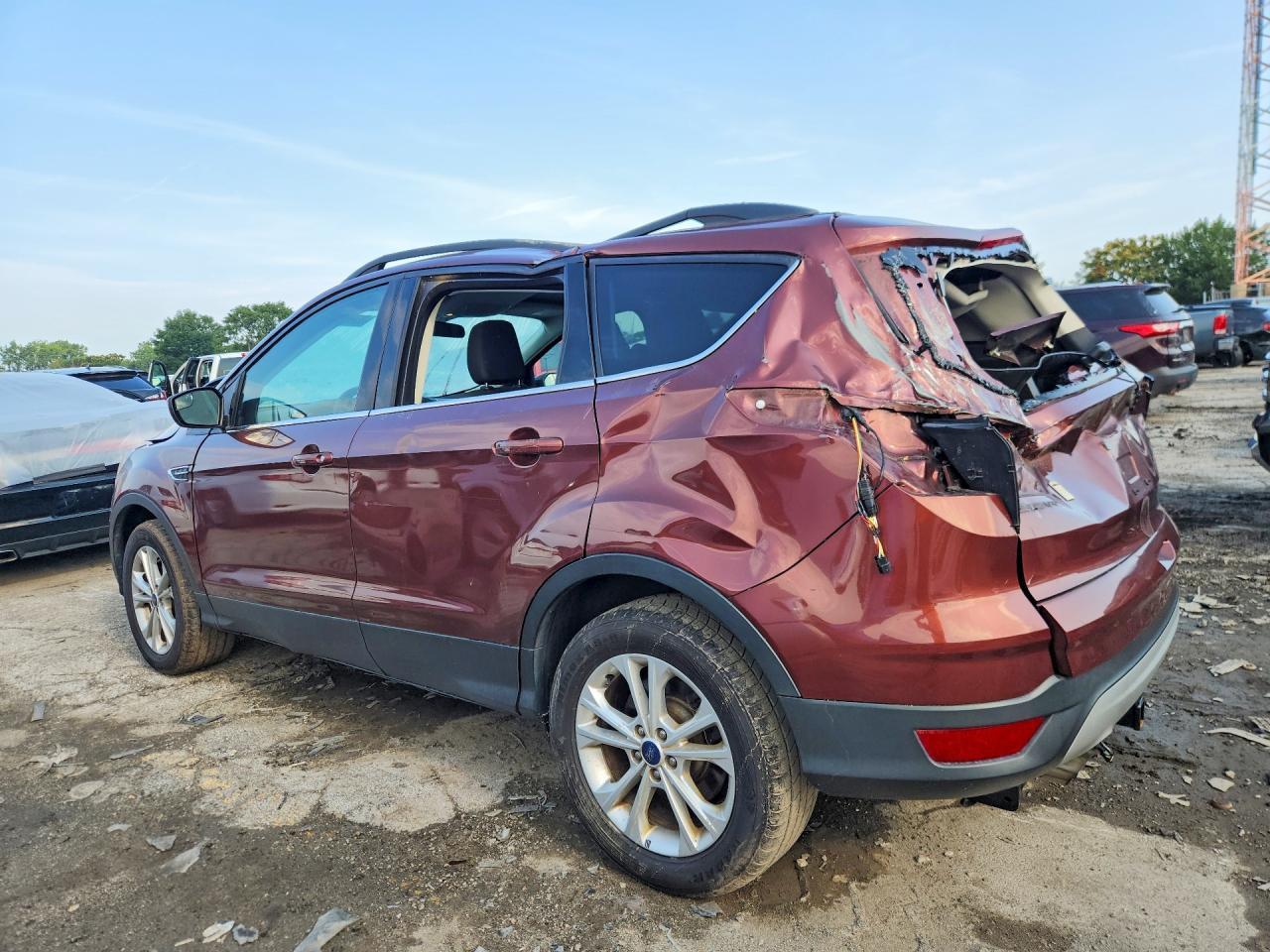2018 Ford Escape Se - Фото 2